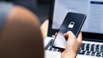 İstanbul’da seyahati sırasında iPhone marka telefonu çalınan genç mimar, hırsızların,