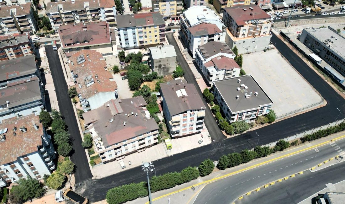 Kocaeli Büyükşehir Belediyesi, kent genelinde sürdürdüğü üstyapı yatırımlarına Körfez ilçesi