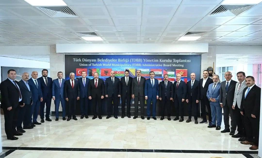 Gebze Belediye Başkanı Zinnur Büyükgöz, Karaman’da düzenlenen Türk Dünyası Belediyeler