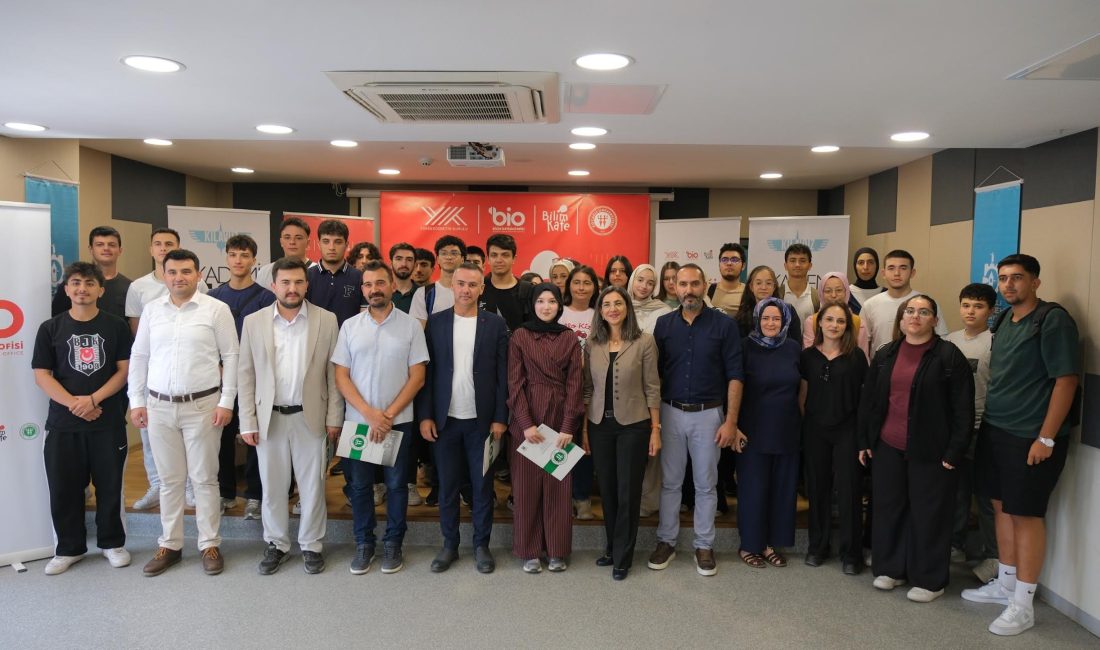 Büyükşehir Belediyesi’nin başlattığı , “Geleceğin Meslekleri Bilim Kafe” etkinlikleriyle YKS
