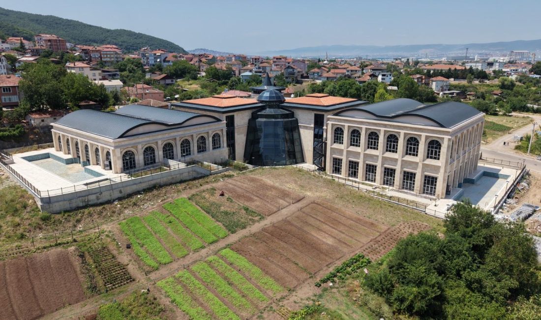 Kocaeli Büyükşehir Belediyesi tarafından Başiskele'de yapımı sürdürülen termal tesis projesinde