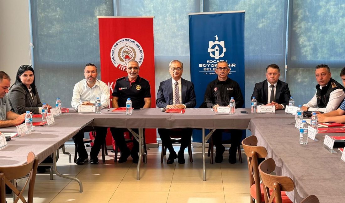 Kocaeli Büyükşehir Belediyesi’nin ev sahipliğinde düzenlenen “Türkiye İtfaiye Eğitim Akademisi
