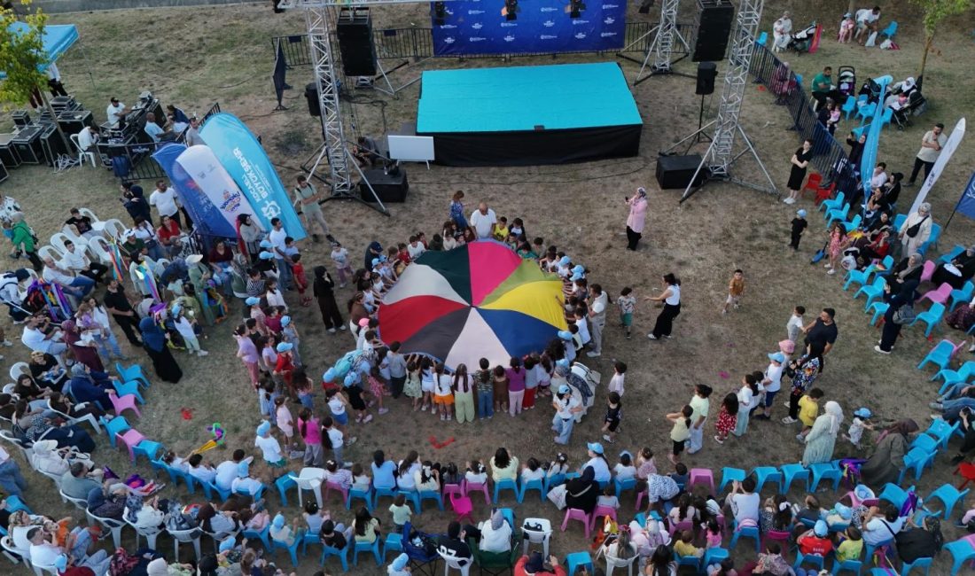 Kocaeli Büyükşehir Belediyesi tarafından düzenlenen “Çık Dışarıya Oynayalım” etkinlikleri, yaz