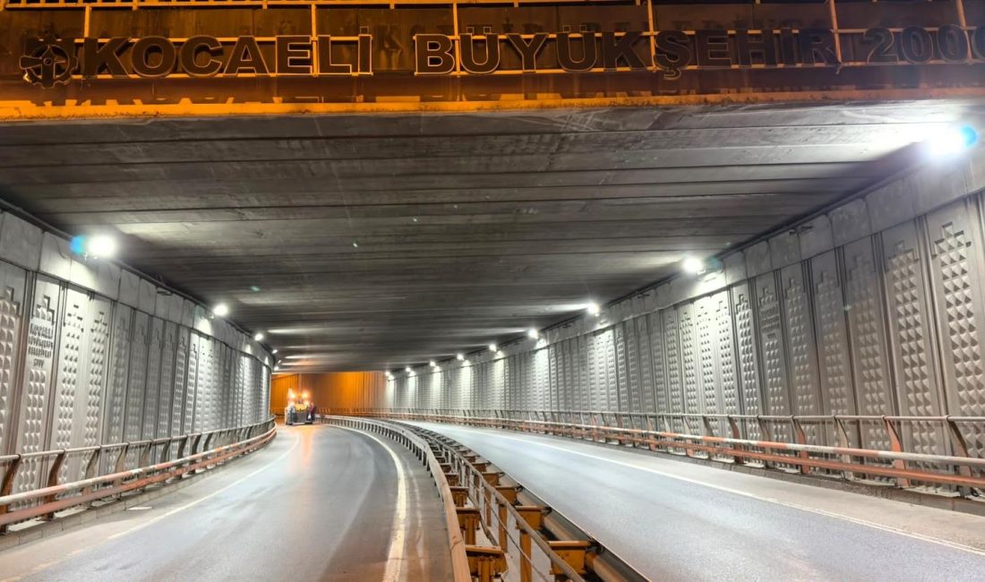 Kocaeli Büyükşehir Belediyesi, Gebze Eskihisar Feribot Yolu Alt Geçidi’nde kapsamlı