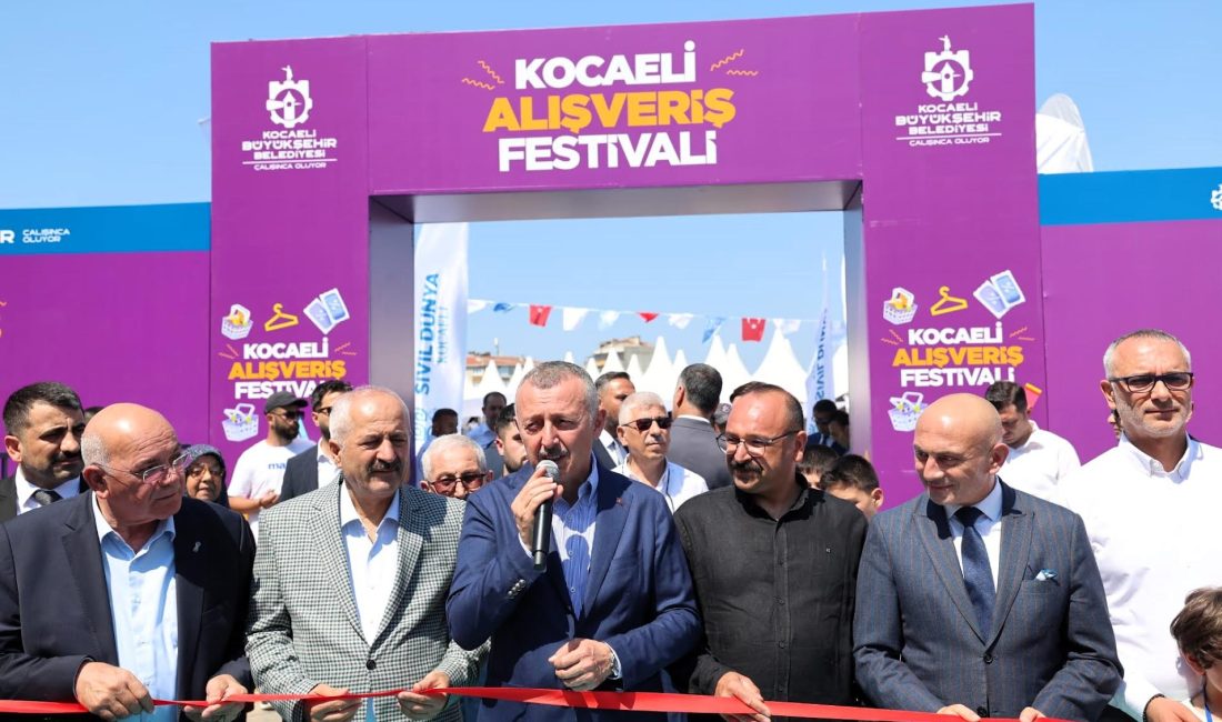 Kocaeli Büyükşehir Belediyesi öncülüğünde 130 esnafın katılımıyla kurulan Gebze Alışveriş