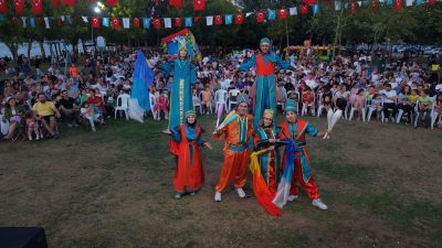 Başiskele Belediyesi'nin "Haydi Başiskele Sahile" yaz etkinlikleri kapsamında düzenlediği Çocuk