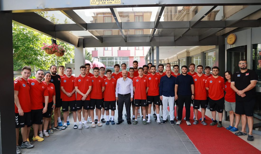 Gebze'nin ev sahipliğinde düzenlenen Sualtı Hokeyi Dünya Şampiyonası heyecanı sürerken,
