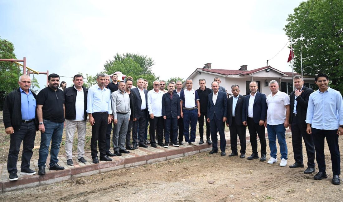 Kocaeli Valisi İlhami Aktaş, İzmit Arpalıkihsaniye Mahallesi’nde düzenlenen geleneksel köy