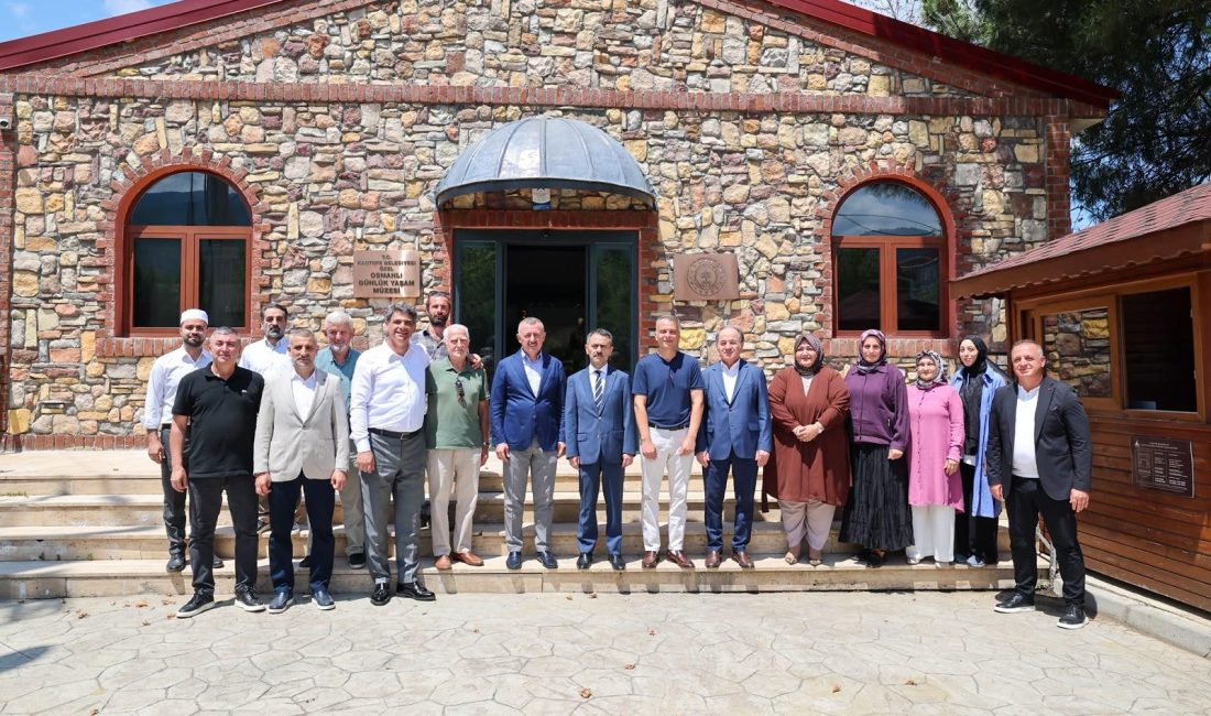 Vali İlhami Aktaş ile Kocaeli Büyükşehir Belediye Başkanı Doç. Dr.