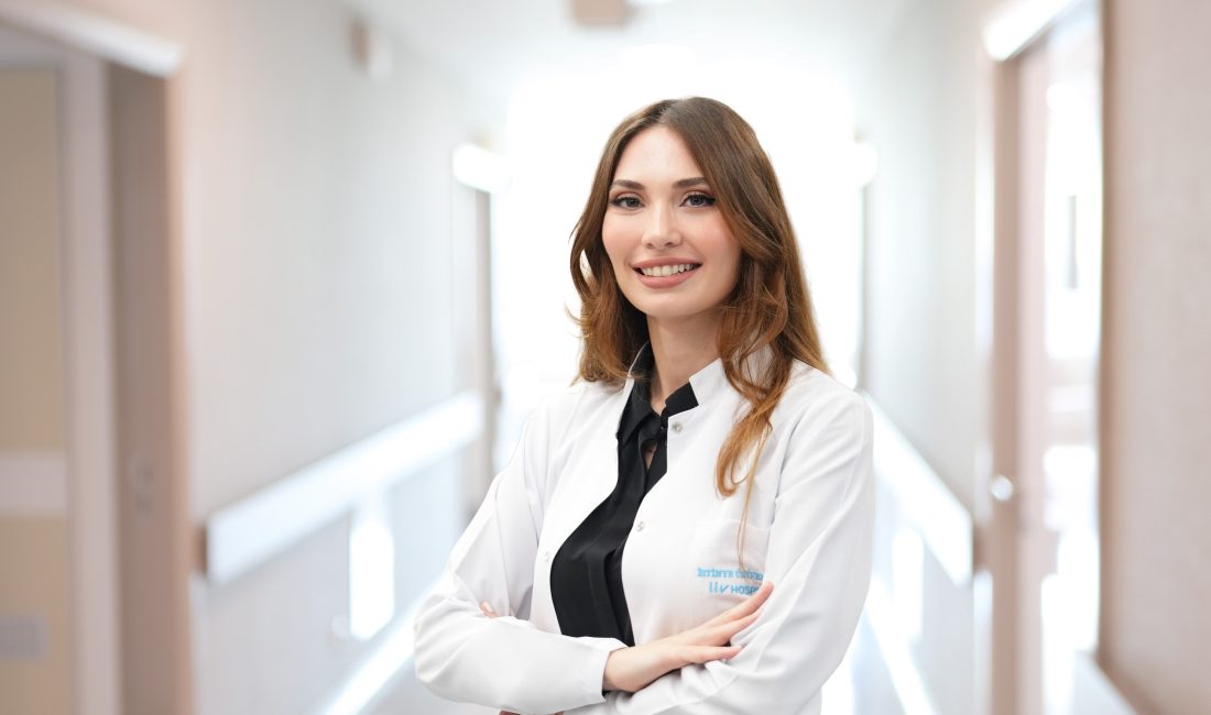 Aşırı terlemenin tıbbi adıyla hiperhidroz olarak tanımlandığına değinen Dermatoloji Uzmanı