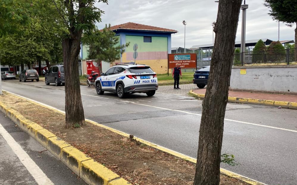 Kocaeli'nin Gölcük ilçesinde tartıştığı amcasını palayla öldüren zanlı, polis ekiplerince