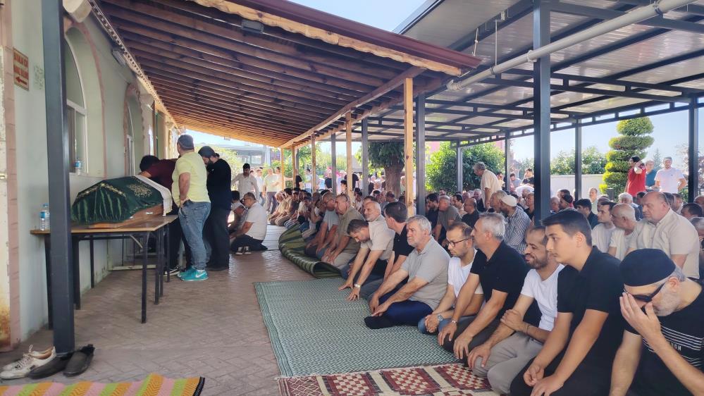 Yalova'daki iş yerlerinde elektrik akımına kapılarak hayatını kaybeden baba ve