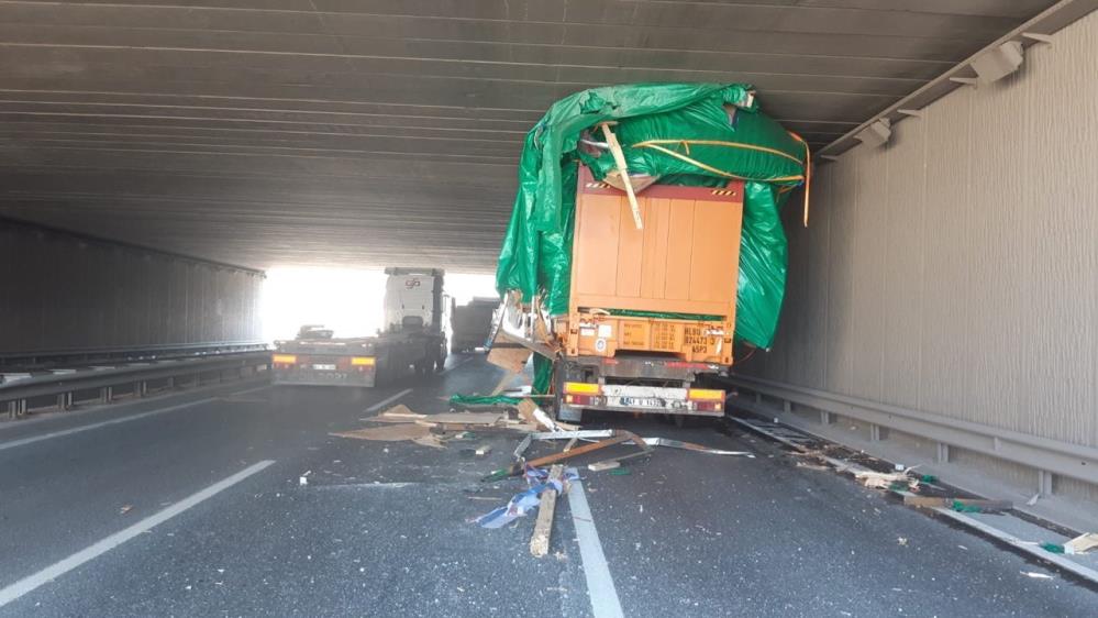  Emekli trafik polisi ve trafik güvenliği uzmanı Nihat Şensoy,