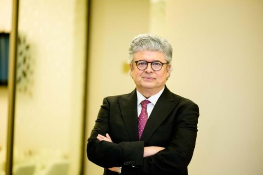 Tüp bebek tedavisinde uygulanan ek tedaviler konusunda vatandaşları uyaran Kadın
