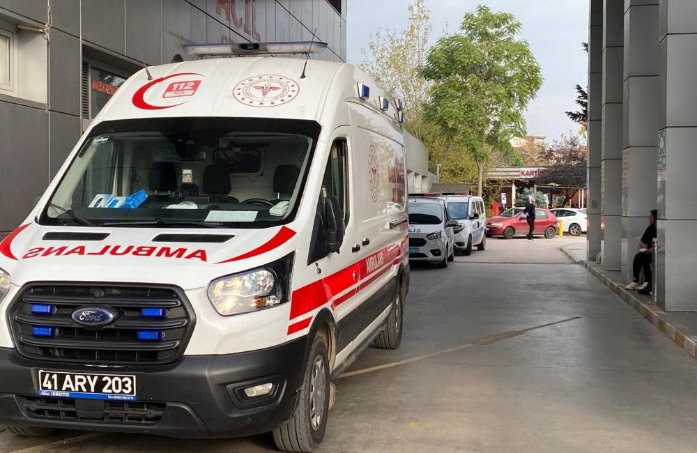 Kocaeli'de mevlit programında ikram edilen yemeğin ardından çok sayıda davetli