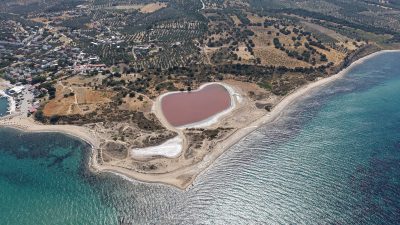 Çanakkale'de Alexandria Troas Antik Kenti'nin 2 bin yıllık iç limanı