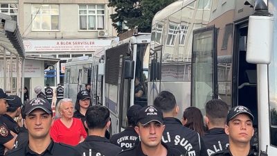 İstanbul Cumhuriyet Başsavcılığı'nın İzmit Belediyesi'ne yönelik yürüttüğü soruşturma kapsamında gözaltına