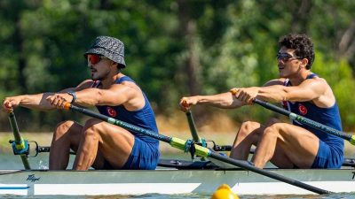 Fenerbahçe Kürek Şubesi sporcuları Alper Şevket Eren ve Halil Kaan