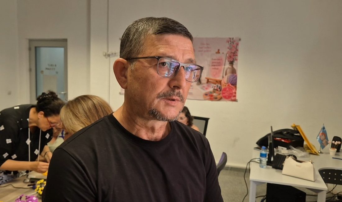 Tekirdağ’da yaşayan 54 yaşındaki İlyas Akman, erkeklerde nadir görülen meme