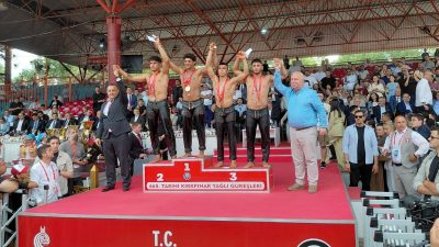 
İzmit Belediyesi Güreş Takımı, Türk güreşinin en köklü organizasyonlarından 665.