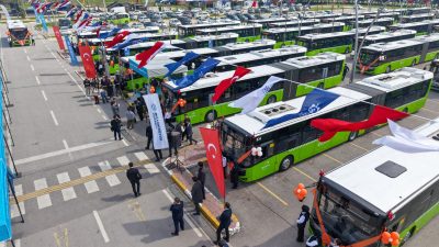 Kocaeli Büyükşehir Belediyesi’nin 795 araçlık ulaşım filosunun büyük bölümü çevre