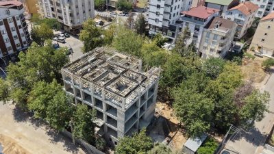 Çayırova Özgürlük Mahallesi’nde yapımı devam eden bilgi evi ve aile