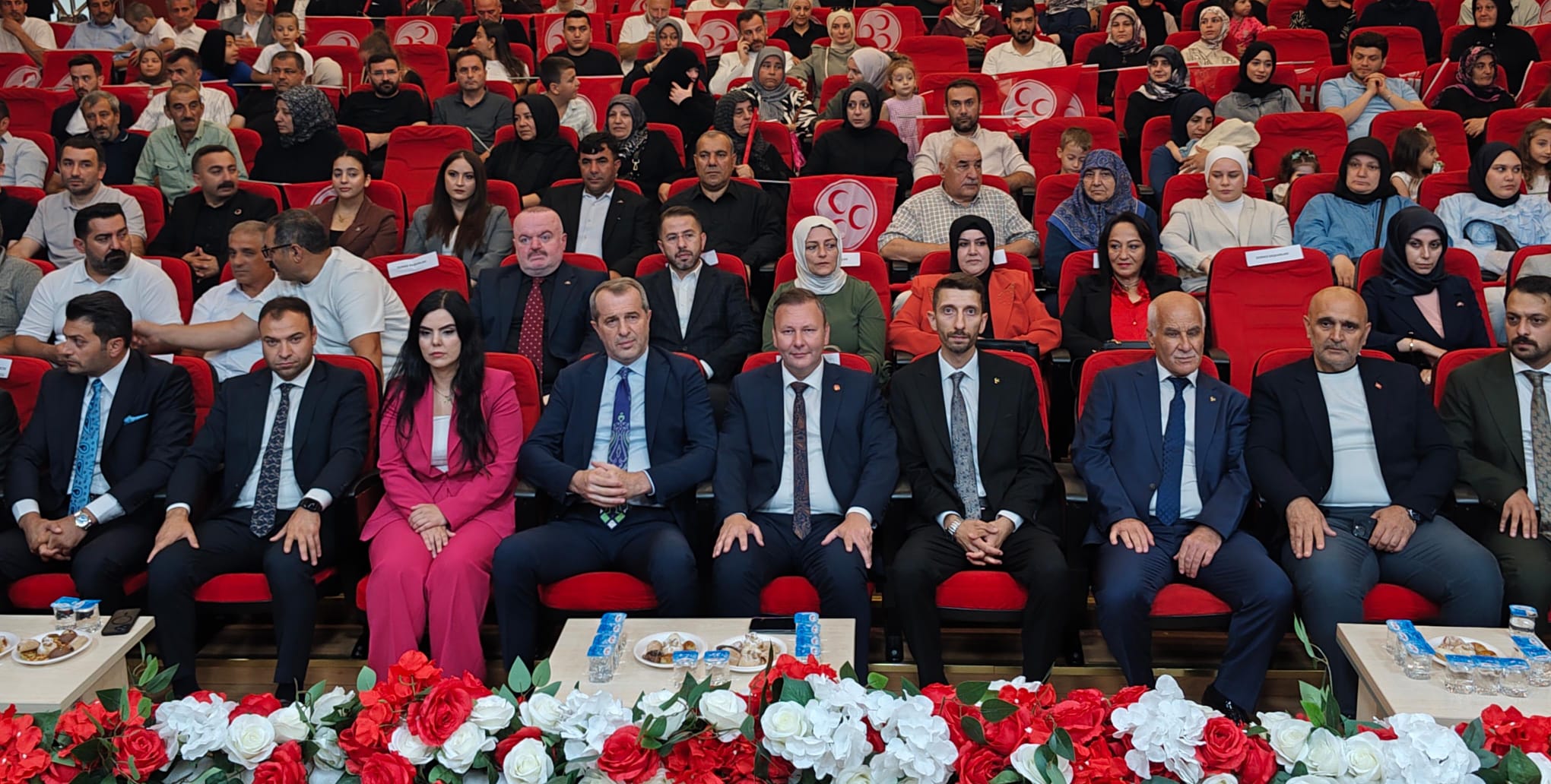 MHP Çayırova İlçe Başkanlığı'nın 7. Olağan Kongresi'nde tek aday olarak
