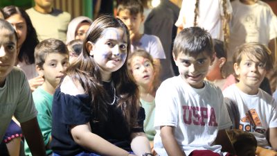 Derince Belediyesi, yaz aylarına özel hazırladığı etkinlik programıyla ilçe sakinlerini