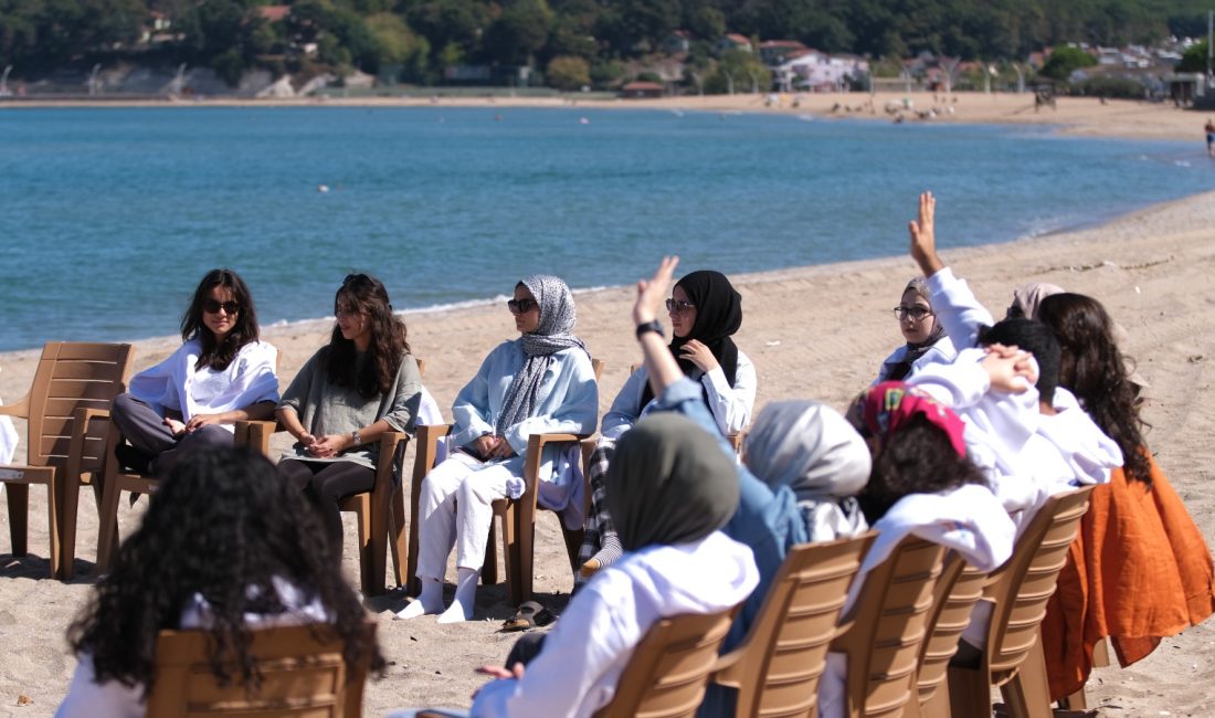 Kocaeli Büyükşehir Belediyesi, üniversite öğrencilerinin yaz tatilini hem verimli hem