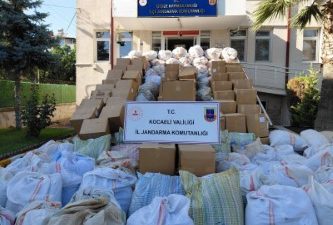 Kocaeli'nin Gebze ilçesinde jandarma ekiplerince durdurulan araçta piyasa değeri yaklaşık