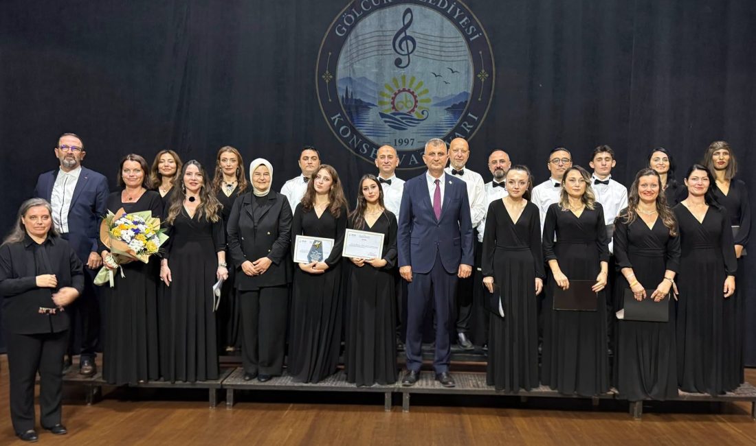 Gölcük Belediyesi Konservatuvarı bünyesinde eğitim alan öğrenciler tarafından, Şef Ömer