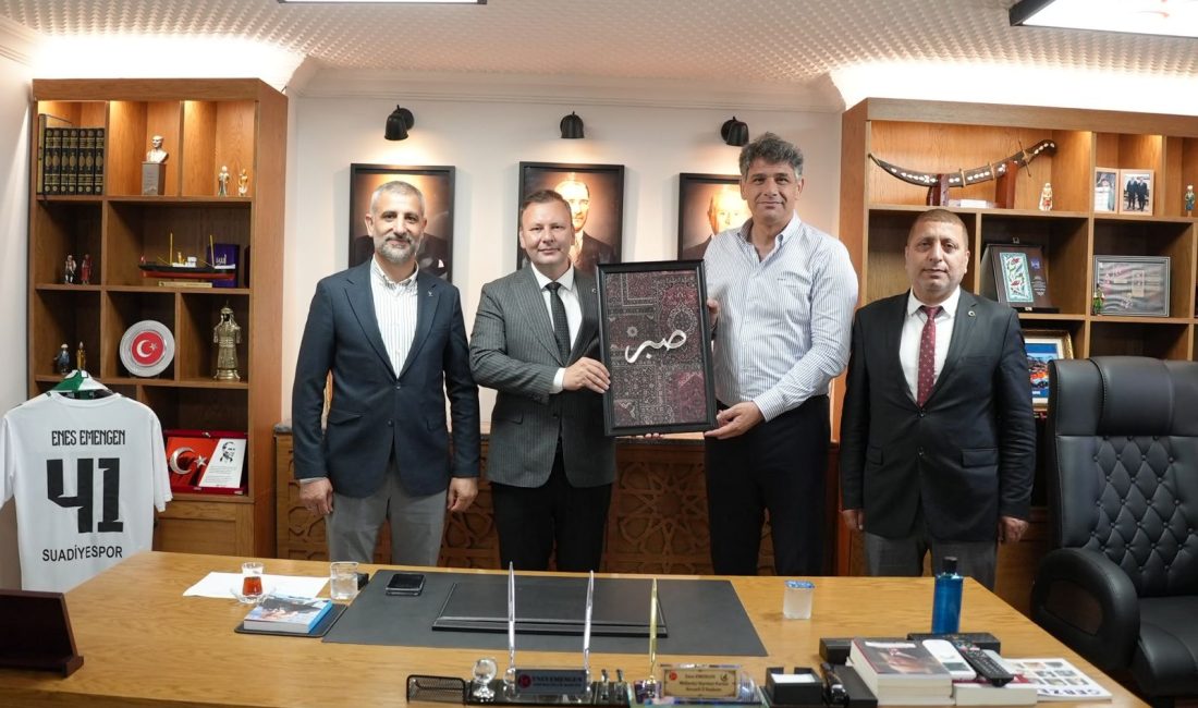 Kartepe Belediye Başkanı Mustafa Kocaman ile AK Parti Kartepe İlçe