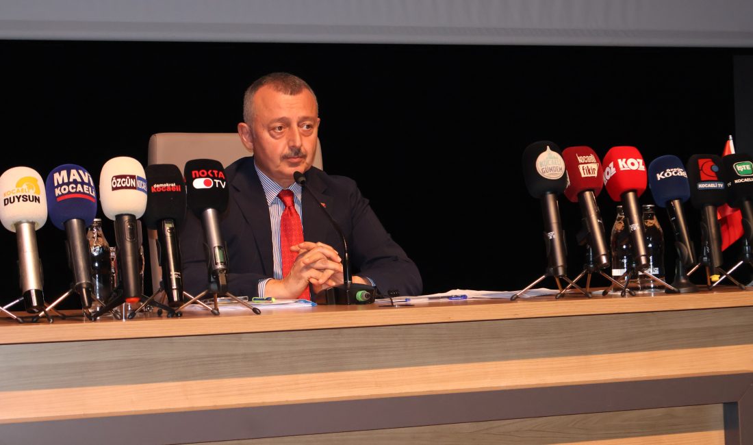 Kocaeli Büyükşehir Belediyesi Temmuz Ayı Meclis Toplantısı'nda yaşanan tartışmaların ardından