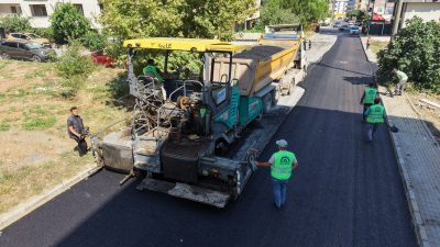 Gebze Belediyesi, ilçe genelinde yürüttüğü üstyapı yenileme çalışmaları kapsamında Gaziler