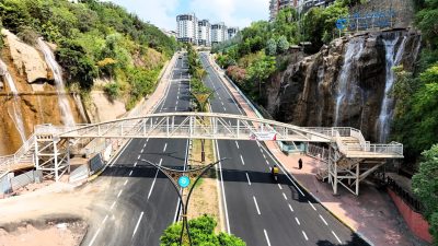 Kocaeli Büyükşehir Belediyesi, İzmit’in önemli ulaşım güzergâhlarından Gazanfer Bilge Bulvarı’nda