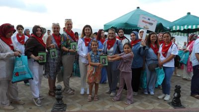 Kocaeli Büyükşehir Belediyesi, kitap okuma kültürünü yaygınlaştırmak ve kitapların birleştirici