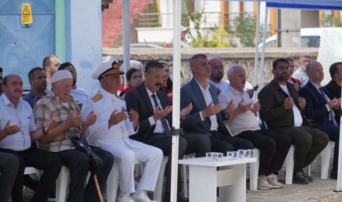 30 Ağustos Zafer Bayramı kutlamaları kapsamında Gölcük Belediye Başkanı Ali