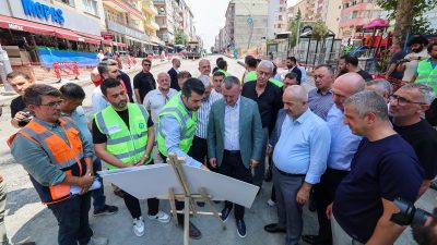 Kocaeli Büyükşehir Belediye Başkanı Tahir Büyükakın, Gebze’nin en yoğun ulaşım