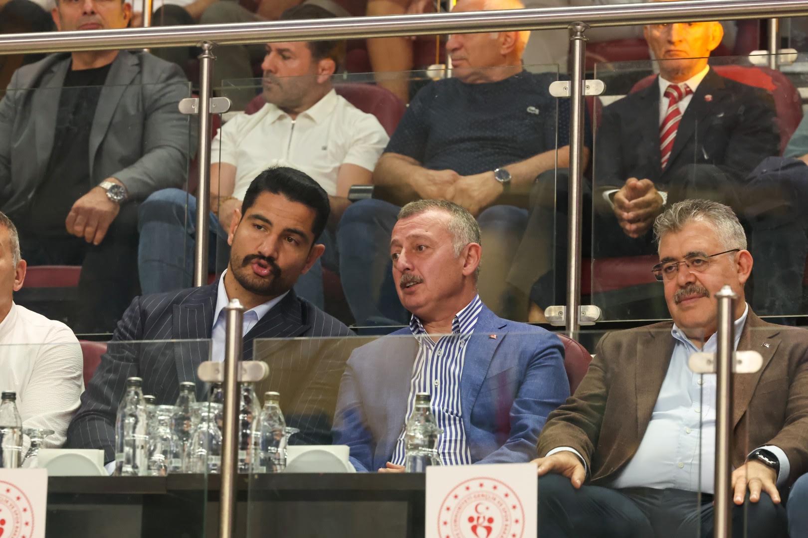 Kocaeli Büyükşehir Belediye Başkanı Tahir Büyükakın, Hasan Gemici-Gazanfer Bilge Uluslararası