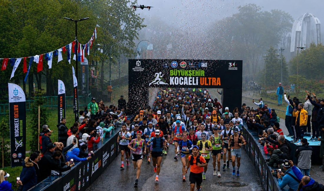 Kocaeli Büyükşehir Belediyesi’nin Kartepe Kuzuyayla’da düzenlediği Ultra Trail yarışmasında 50