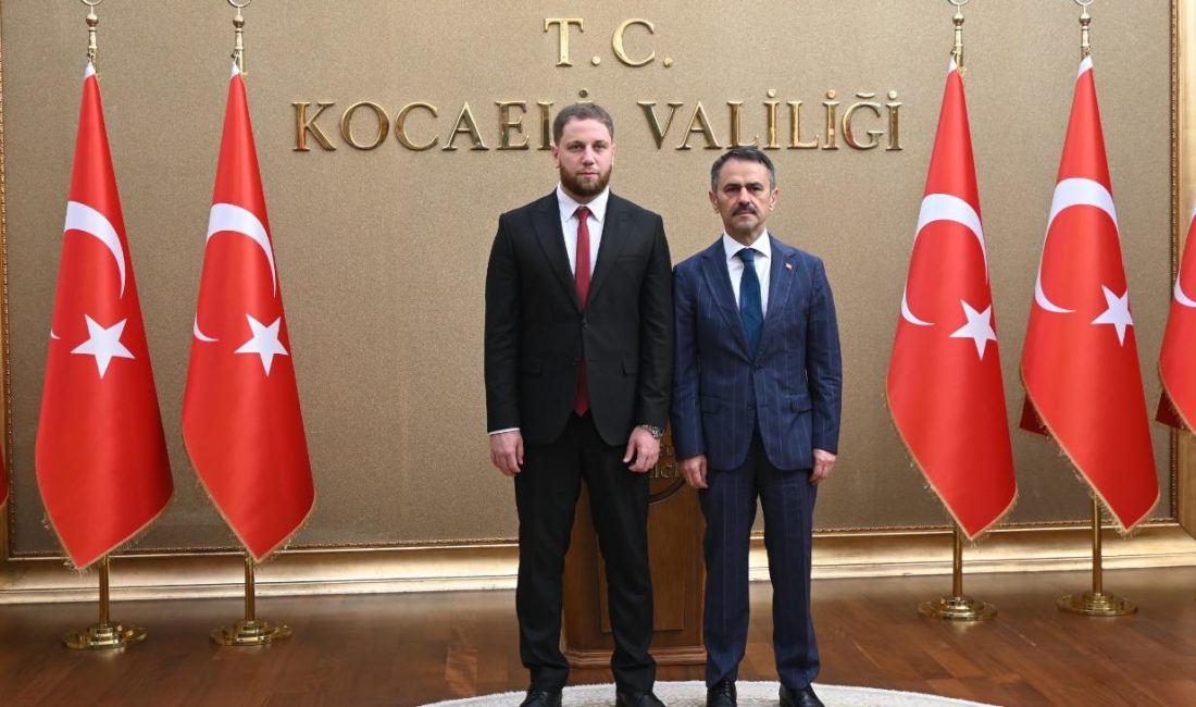 Suriye Hama Valisi Abdurrahman Es-Seheyen, beraberindeki heyetle birlikte Kocaeli Valisi