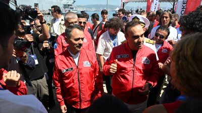 Sanayi ve Teknoloji Bakanı Mehmet Fatih Kacır, Kocaeli Valisi İlhami