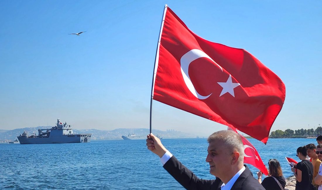 TEKNOFEST Mavi Vatan etkinlikleri kapsamında Türk Donanması’na ait savaş gemilerinin