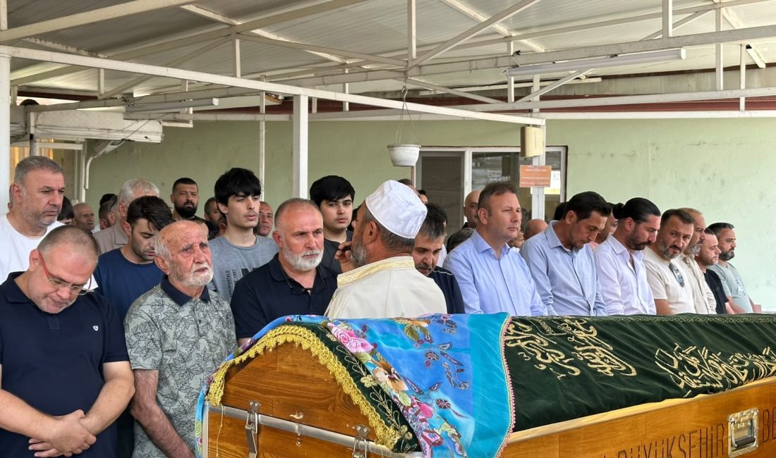 MHP  İzmit İlçe Sekreteri Salih Köktürk’ün hayatını kaybeden annesi