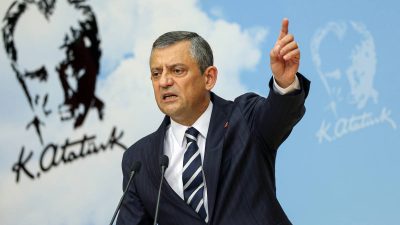 Yeni Parti Kocaeli İl Başkanı Enes Arcan, Genel Başkan Özgür
