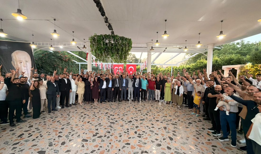 
MHP Gölcük İlçe Başkanlığı tarafından düzenlenen üye kayıt programı, teşkilatın