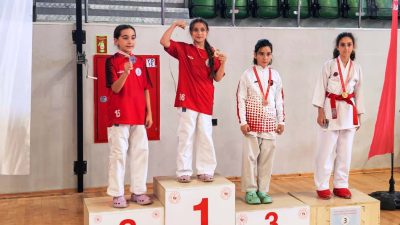 Kocaeli Karate Şampiyonası’na 20 sporcuyla katılan Körfez Gençlerbirliği Spor Kulübü,