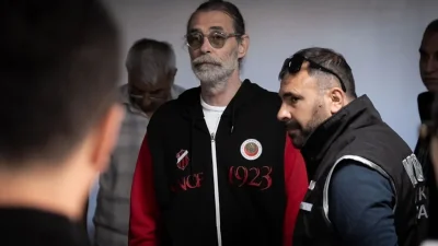 Ankara'da Etimesgut Belediyesi'ne yönelik yürütülen soruşturma kapsamında aralarında Belediye Başkanı
