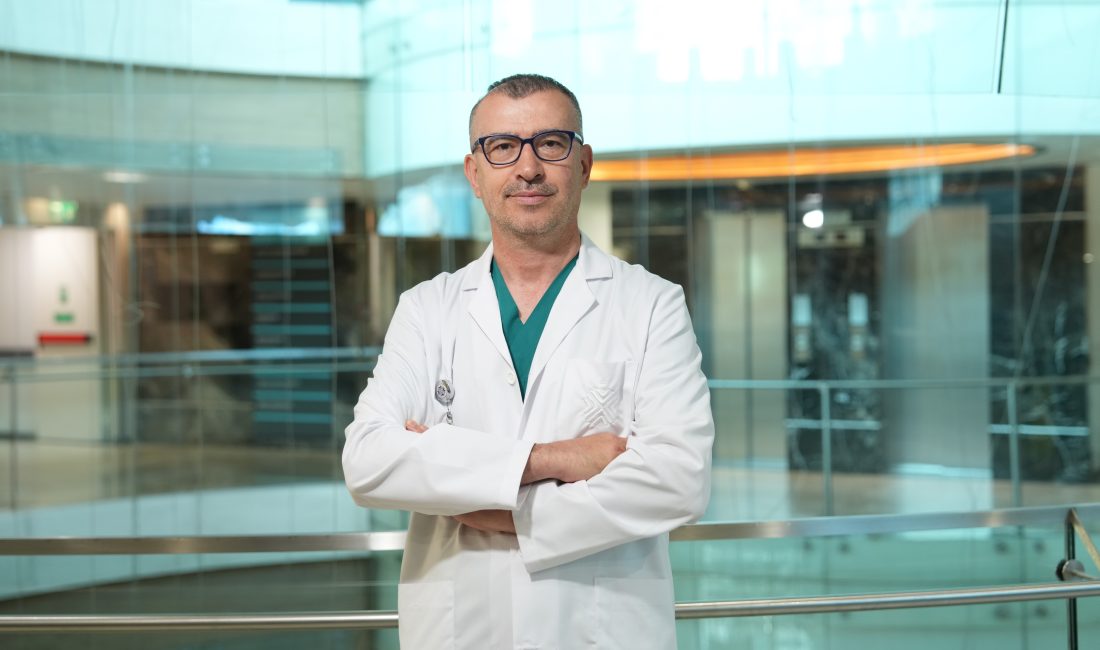 Çocukluk ve gençlik döneminde sık görülen karın ağrısının uzun sürmesi