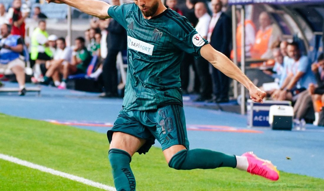 Trendyol Süper Lig’in ilk haftasında Kocaelispor, deplasmanda RAMS Başakşehir’e 2-0